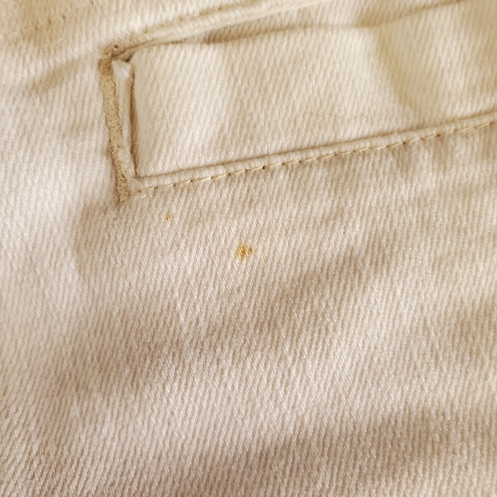 White Stretch Denim Shorts *Flaw* - Picture 10 of 10